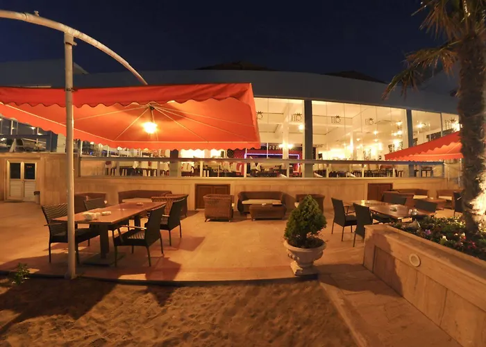 Ronax 酒店 布尤切克梅奇