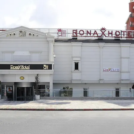 Ronax Hotel 3*