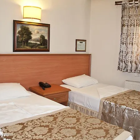 Ronax Hotel